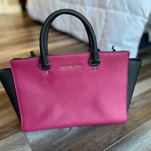 Michael Kors Selma satchel